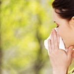 Антибиотики в раннем возрасте повышают риск развития аллергии Аллергия у женщины